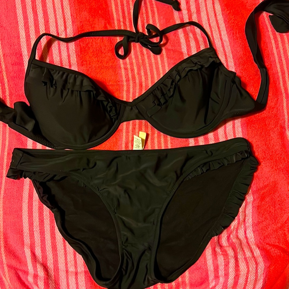 American Eagle black bikini